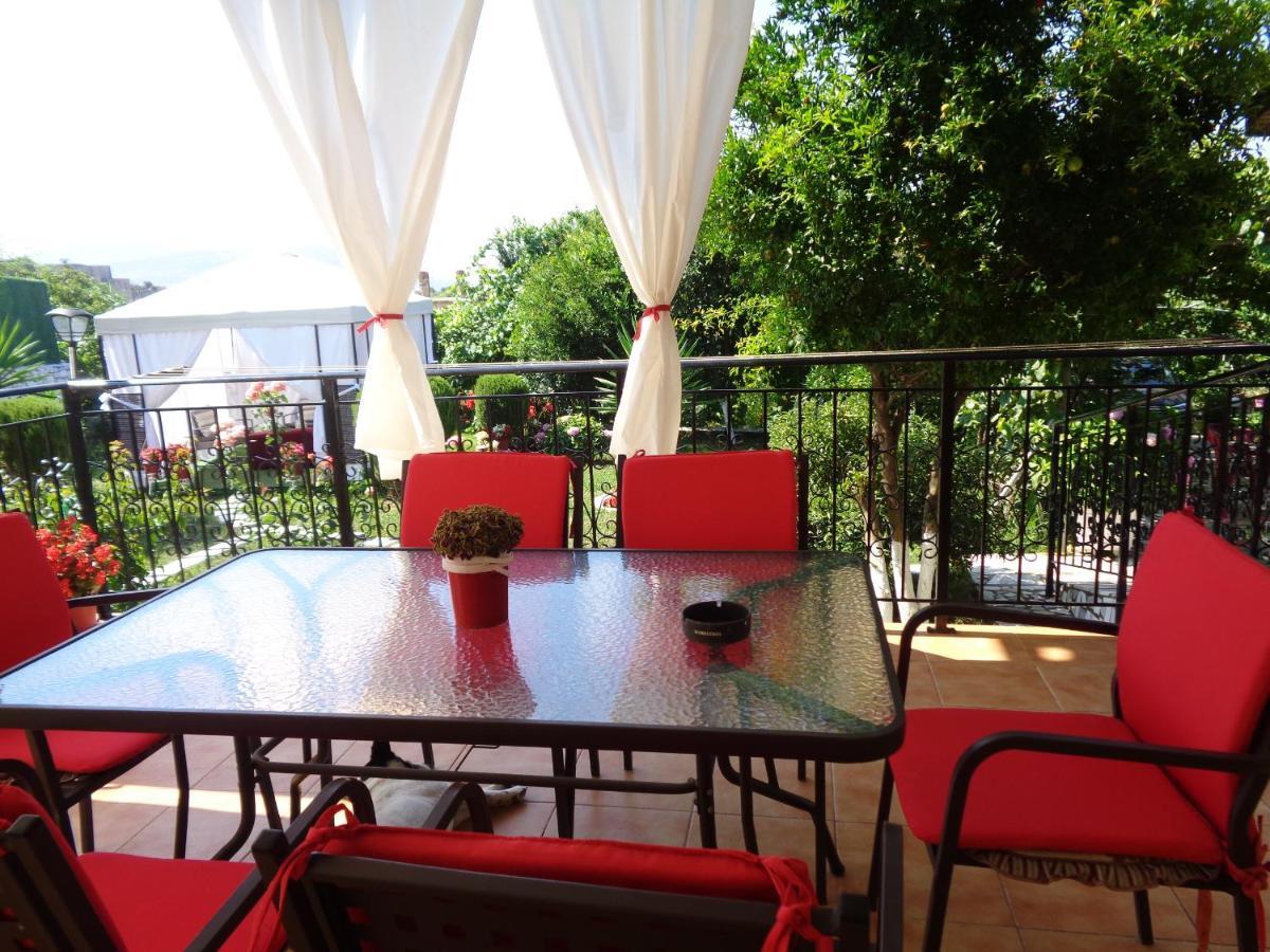 Villa Cato Sarandë Exterior foto
